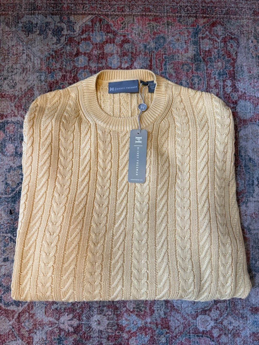 Hickey Freeman Men’s Soft Yellow Cable Knit Sweater